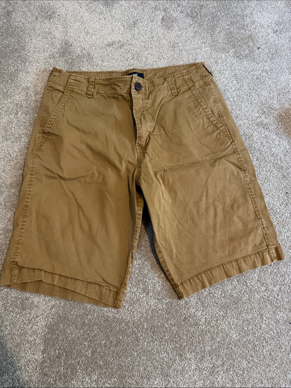 Men's AERO Khaki short - Versatile Summer Staple